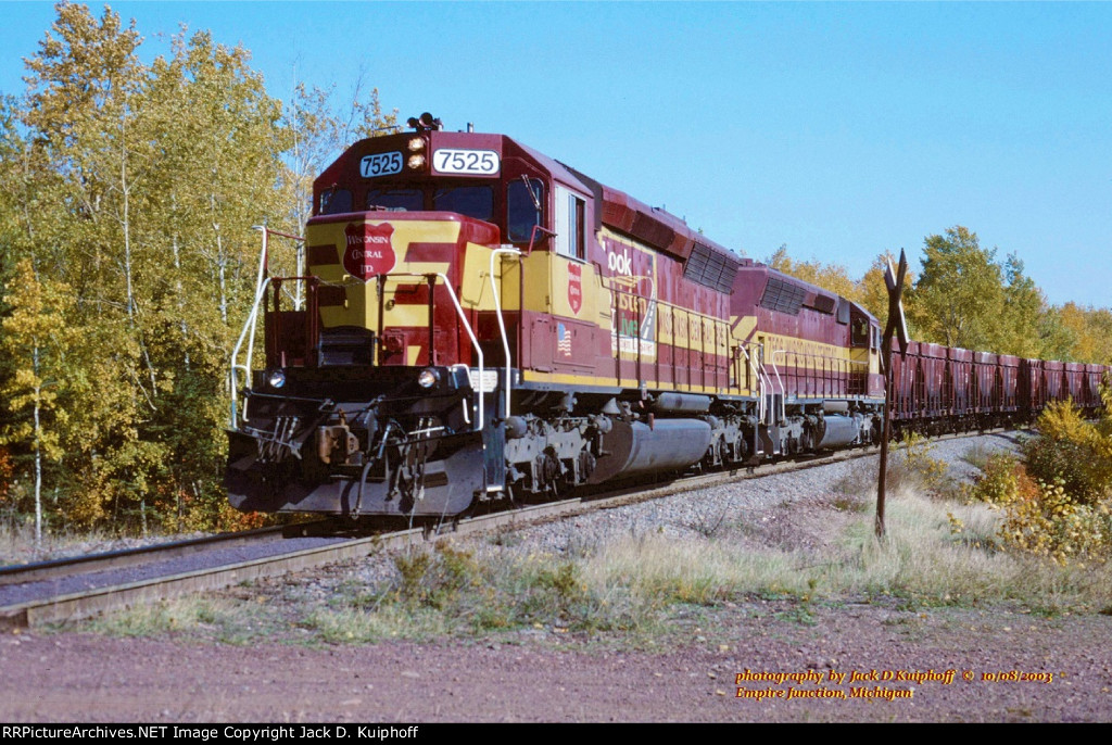 WC 7525-7506, SORE-1, Empire Jct, MI. 10-08-2003